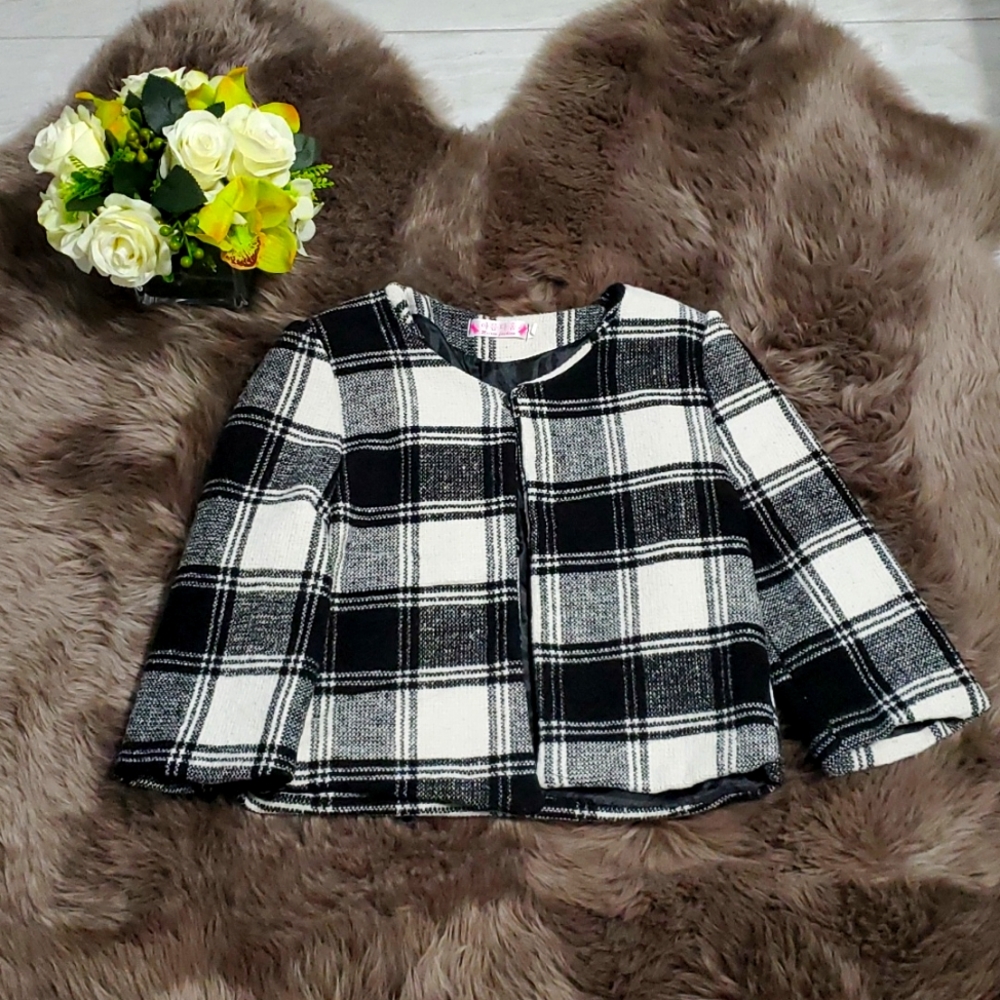 Black and White Plaid Open Front 3/4 Cardigan